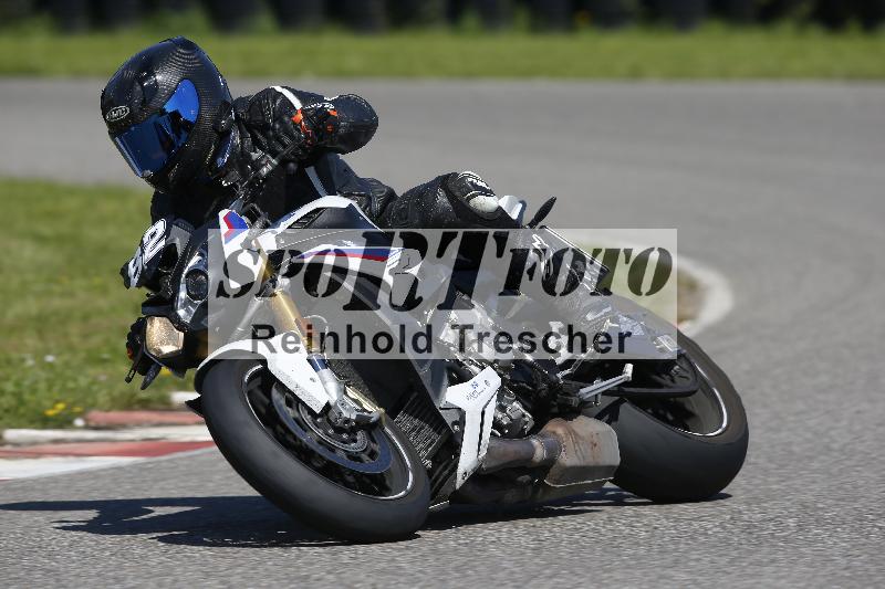 /Archiv-2024/29 12.06.2024 MOTO.CH Track Day ADR/Gruppe gelb/82